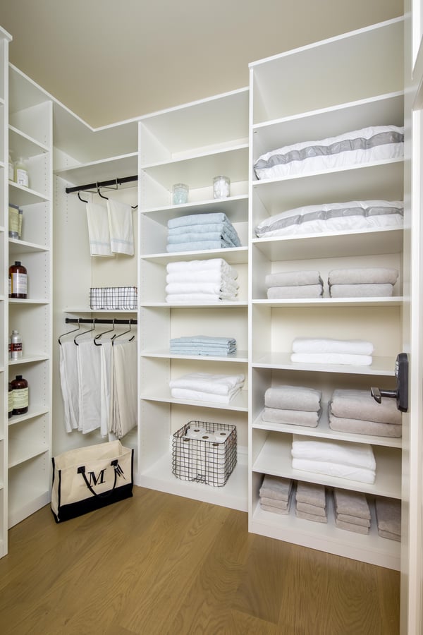 Valet Custom Cabinets & Closets - White TFL - Linen Closet