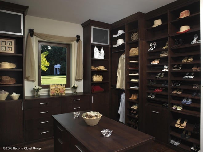 Luxury_Walk-in_Closet_Essentials_3.jpg