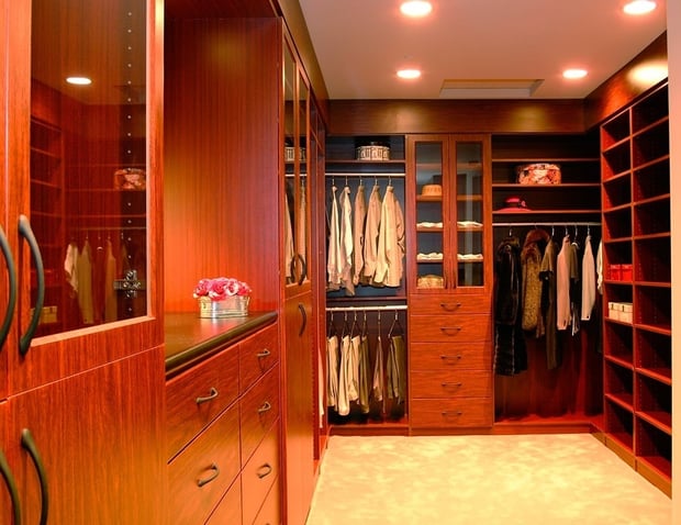 Valet_walk-in_closet3.jpg