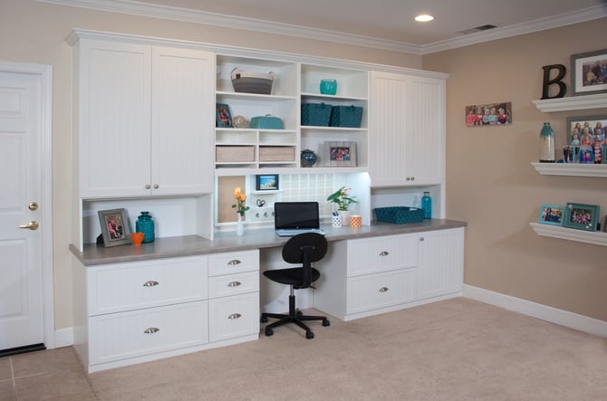 custom_cabinets_for_multi-use_home_office