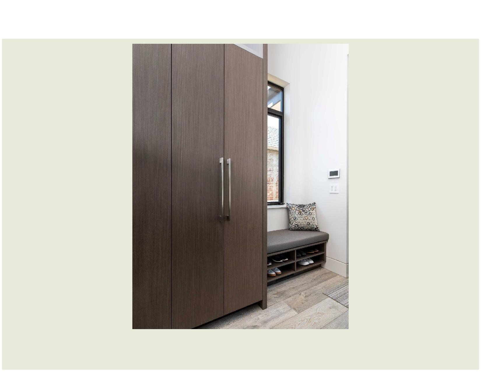 Clear Coat Tabu Wood Veneer - Wardrobe Closed