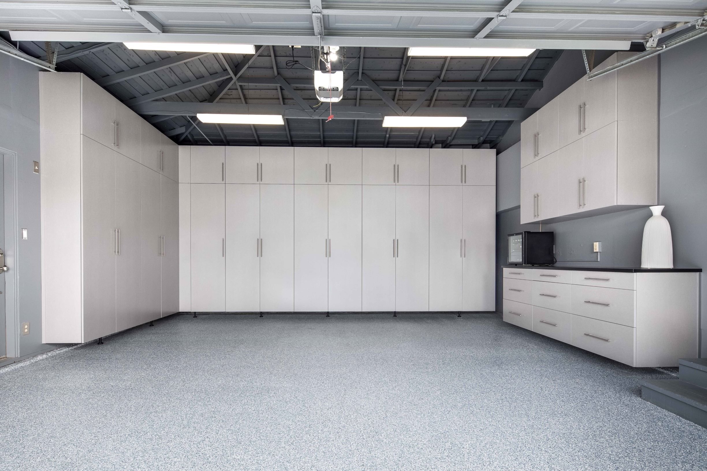 Silver Frost Thermal Fused Laminate with Glacier Epoxy Floor
